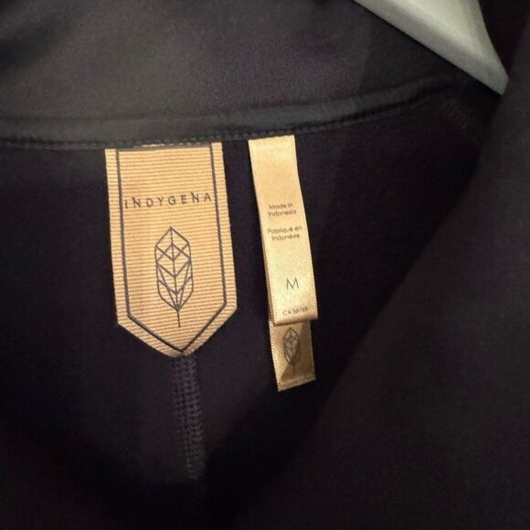 Black Pullover/sweatshirt - Picture 3 of 4